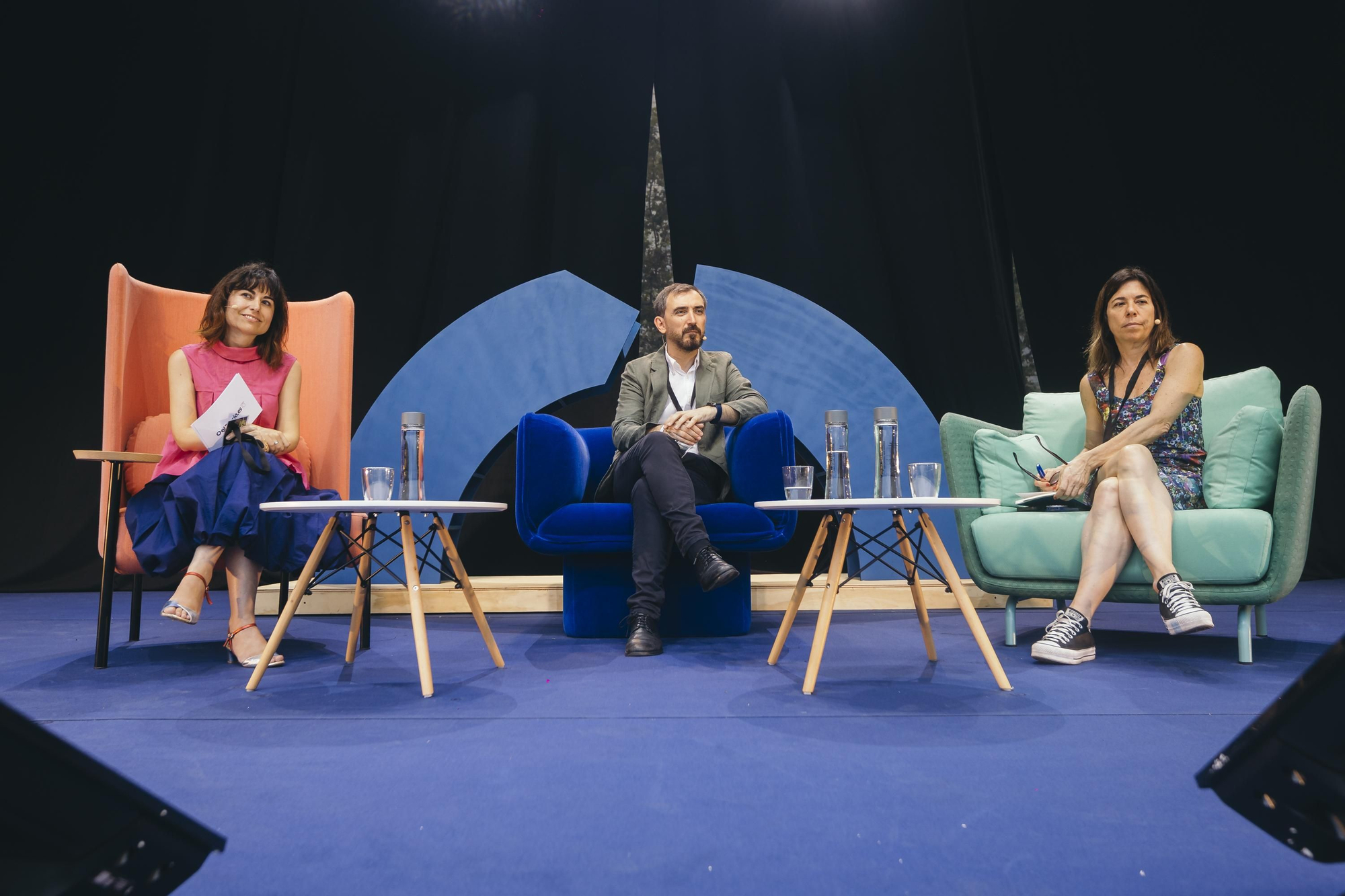 Mesa de debate: Periodismo a pesar de todo