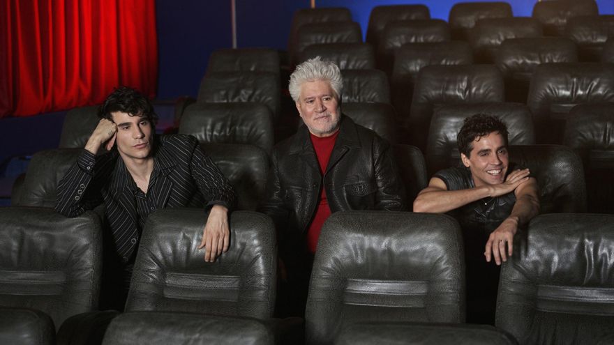 Los Javis homenajean a Pedro Almodóvar con una carta de amor para su maestro
