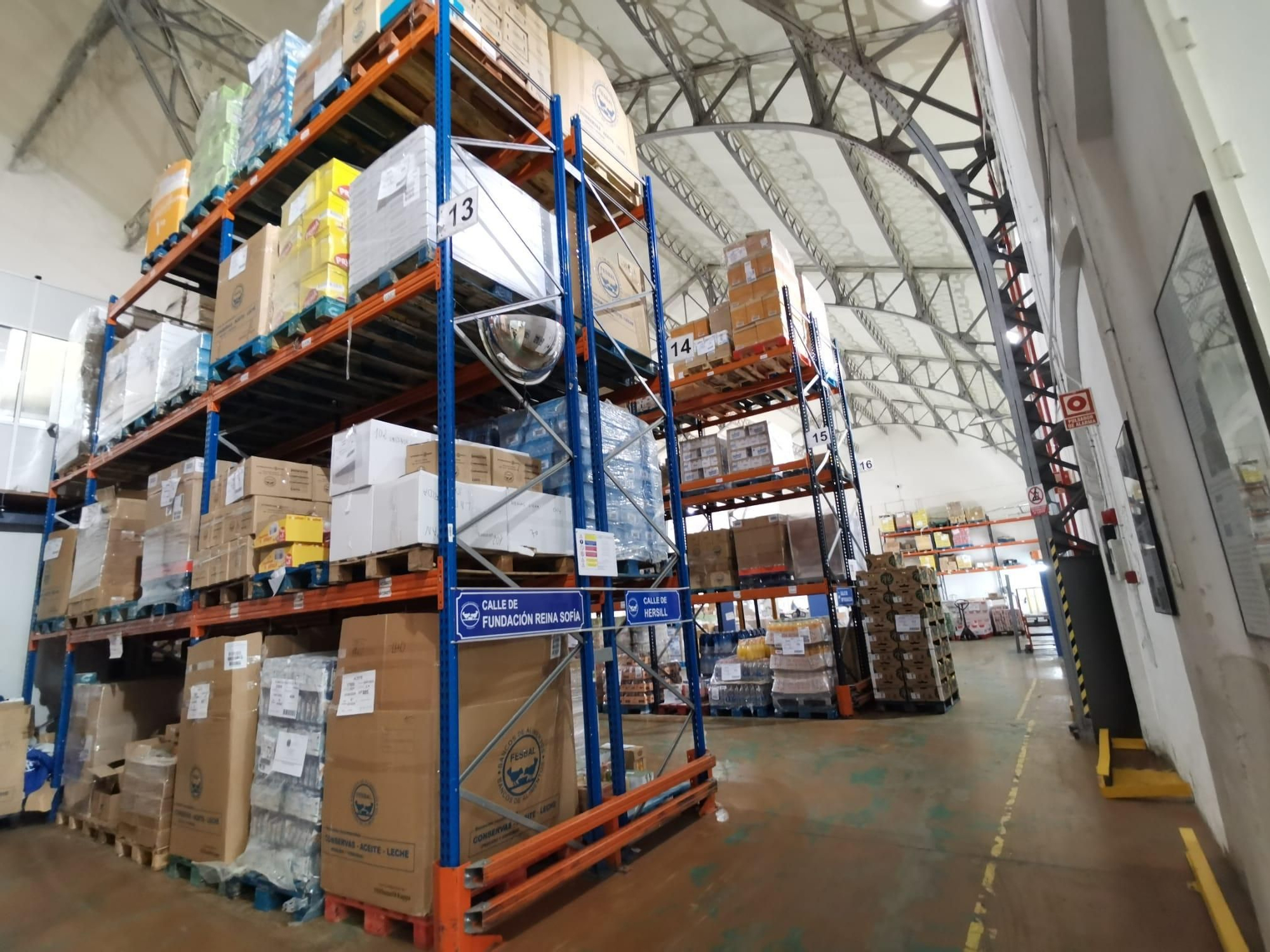 Almacenes del Banco de Alimentos de San Fernando (Madrid)