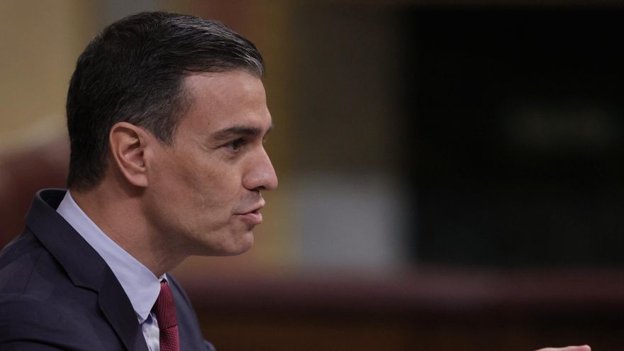 Archivo - El presidente del Gobierno, Pedro Sánchez, interviene en una sesión de control al Gobierno en el Congreso