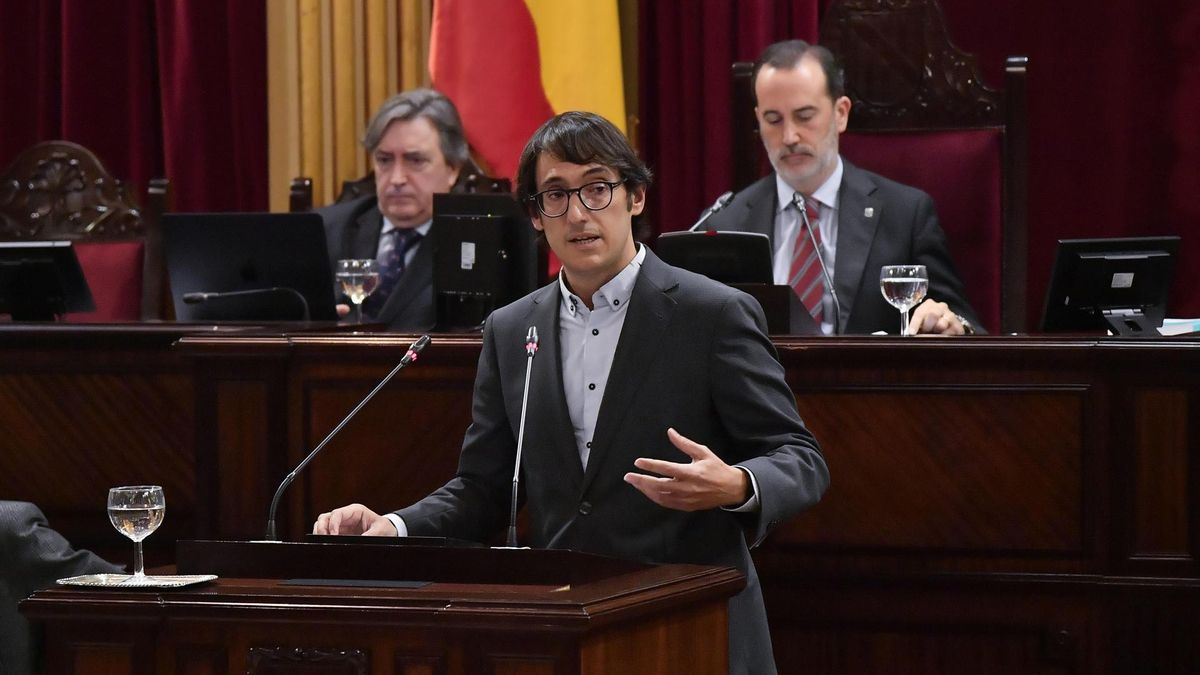 El portavoz del PSIB-PSOE, Iago Negueruela, en un momento de su intervención