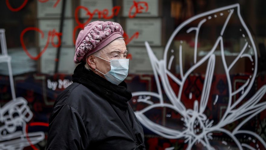 La pandemia continúa arreciando en Rusia con nuevo máximo diario de muertes EFE/EPA/YURI KOCHETKOV