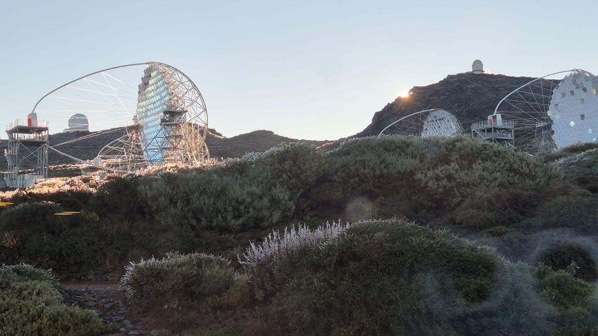 Amanecer helado en el Observatorio Astrofísico del Roque de Los Muchachos.