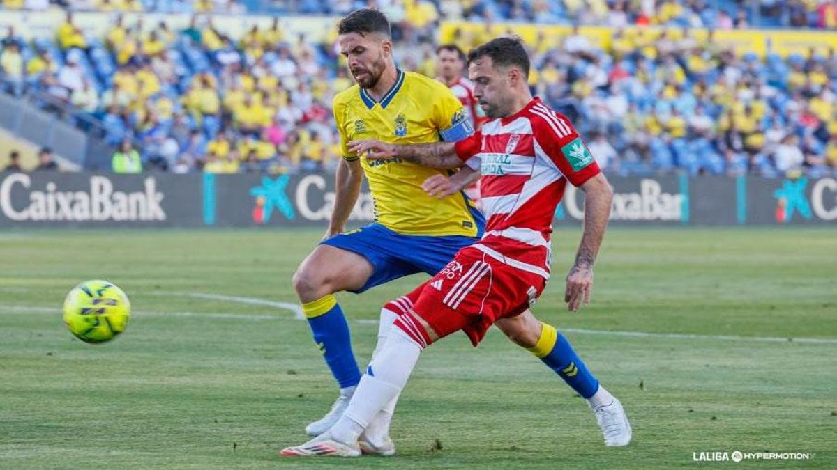 Las Palmas da un paso adelante y vuelve a la promoción