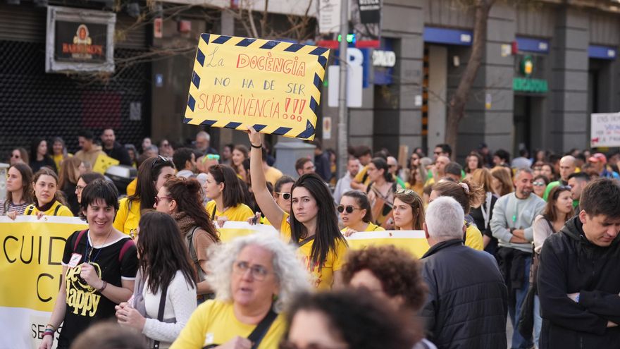 Más de 50 escuelas de Catalunya no harán excursiones ni viajes como protesta laboral: "Son horas extra no pagadas"