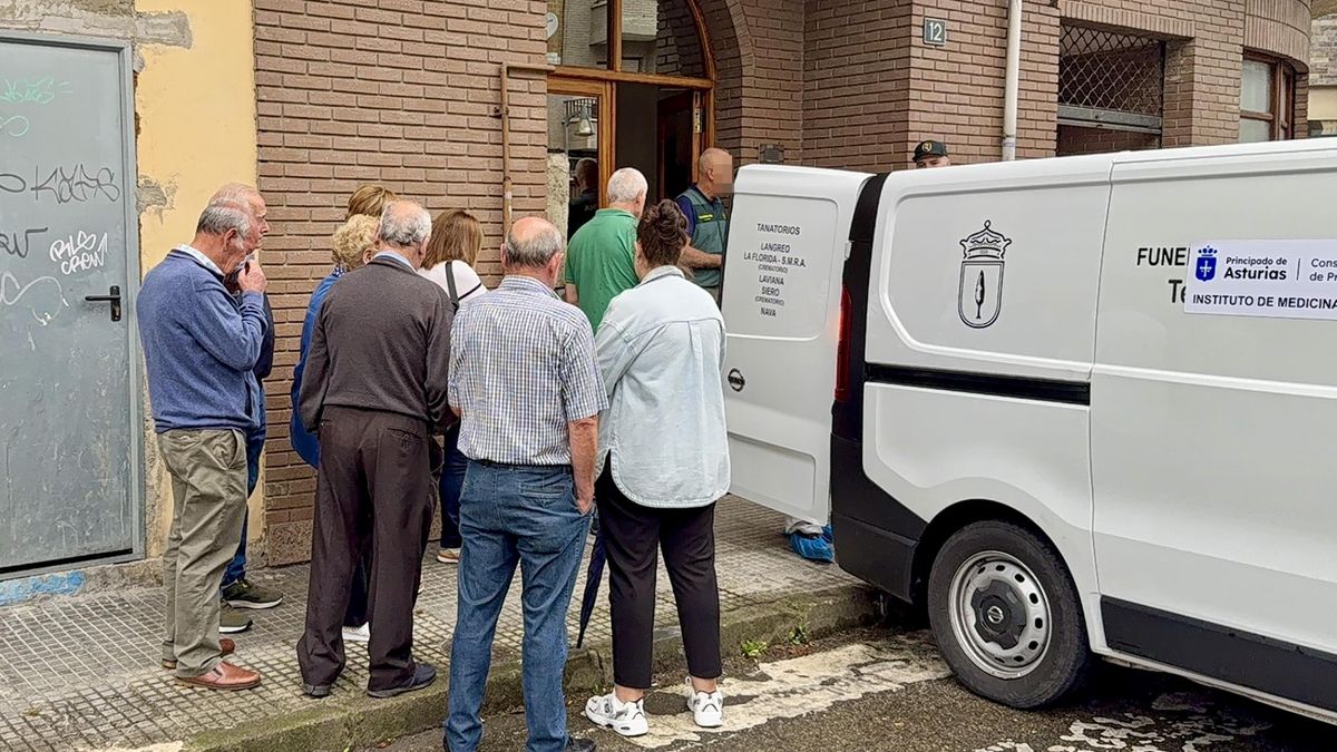 El crimen ha conmocionado a los vecinos de Pola de Laviana.