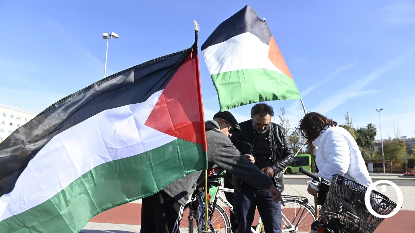 Marcha en bicicleta por solidaridad con el pueblo palestino.