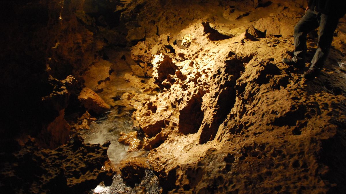 Orbaneja del Castillo - Cueva del Agua