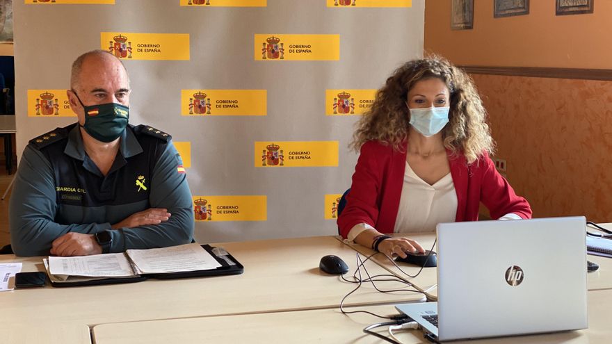 La delegada del Gobierno, Ainoa Quiñones, y el oronel jefe de la Guardia Civil de Cantabria, Luis del Castillo, participan de forma telemática en la Junta Local de Seguridad de Val de San Vicente