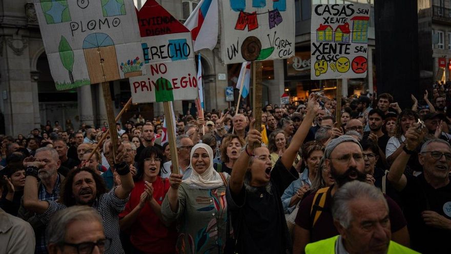 Concentración por el derecho a la vivienda en Vigo