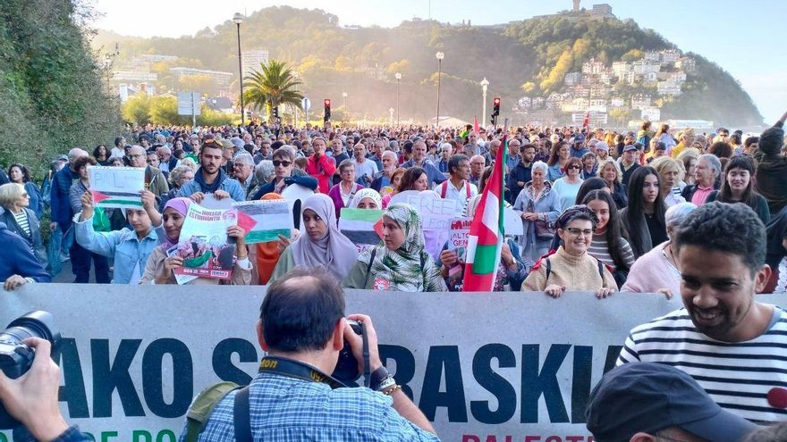 Imagen de la manifestación en Donostia.