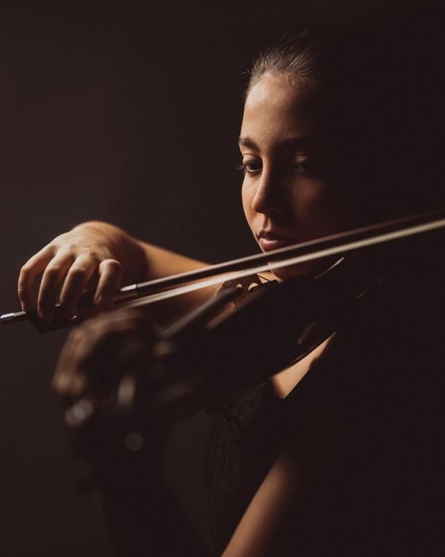 Paula Sastre es violinista.