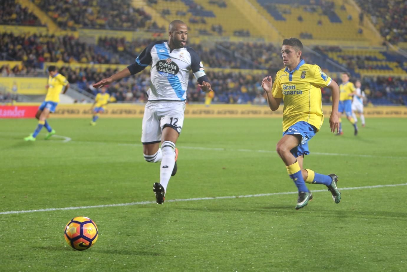 Imágenes del encuentro entre la UD Las Palmas - RC Deportivo de La Coruña. Alejandro Ramos.