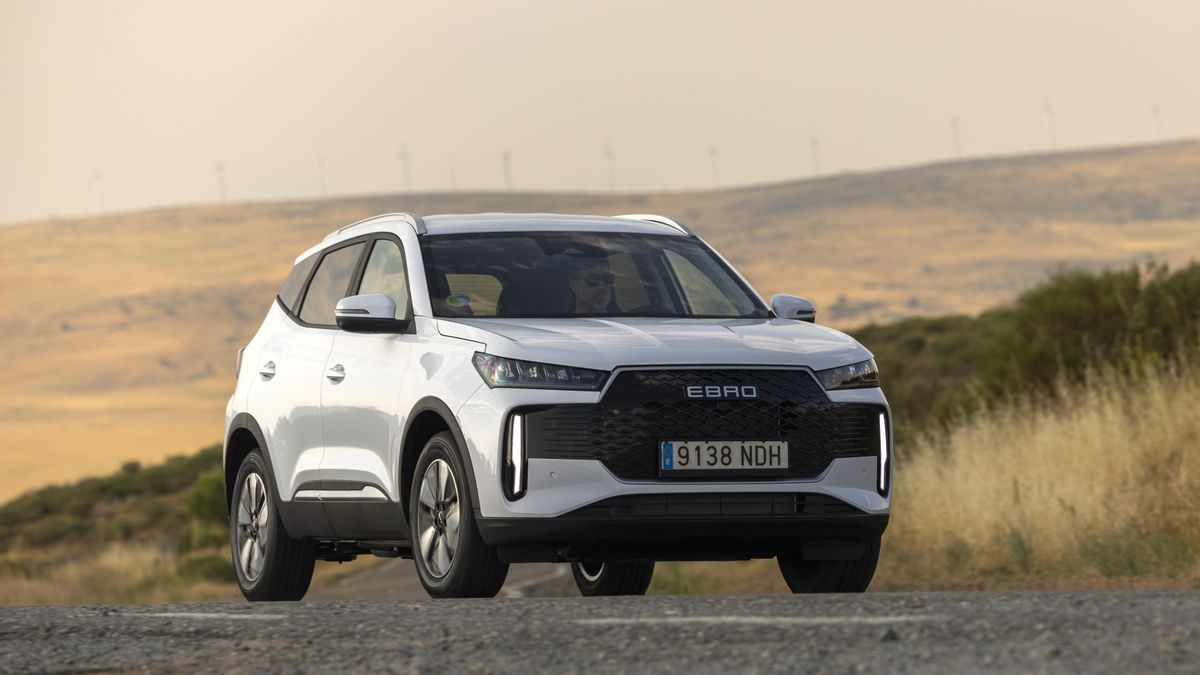 Ebro s400 HEV: pecados de juventud