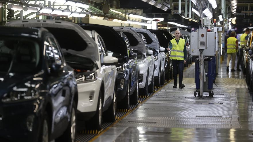Ford plantea despedir a 1.600 trabajadores en Almussafes, un 33% de la plantilla