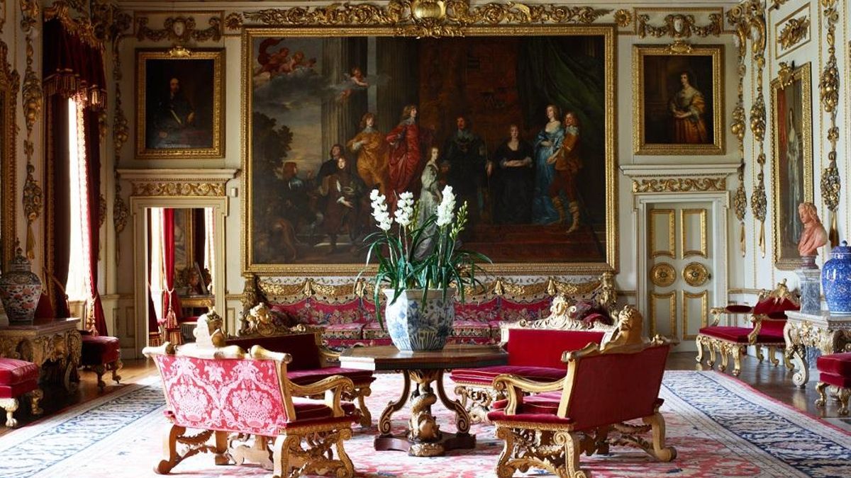 El salón era por antonomasia el espacio de poder y de hospitalidad de las casas: el lugar visible para las visitas y la intimidad doméstica adaptada para una pequeña escenografía social.