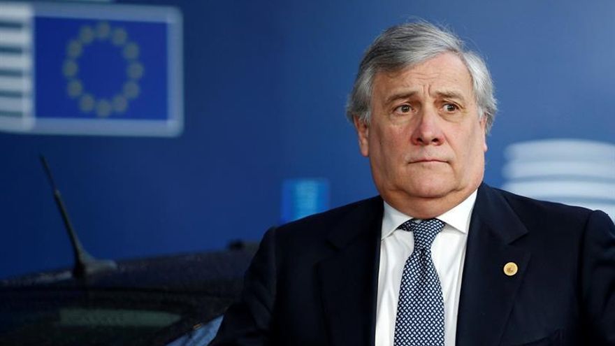Tajani pide a la UE una reforma migratoria "por mayoría" para evitar bloqueos