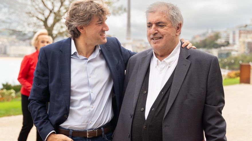 Jesús Eguiguren presenta un libro sobre el final del terrorismo: “Igual que Franco murió en la cama, también lo hizo ETA"