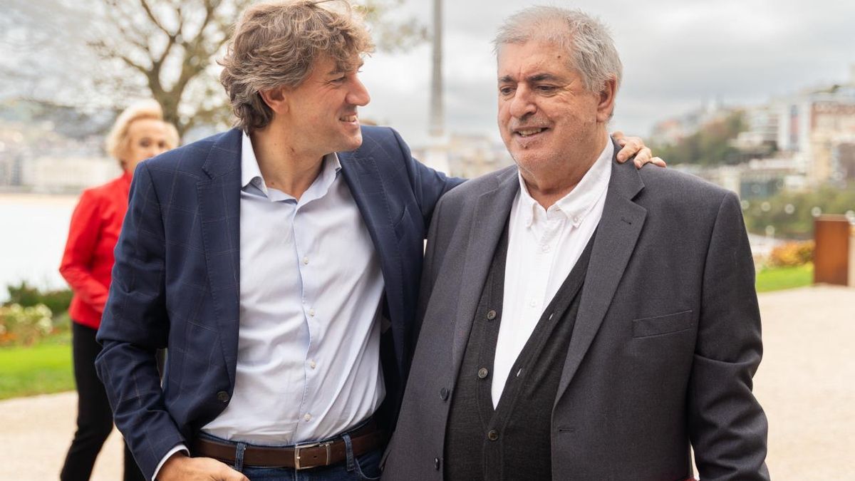 Jesús Eguiguren presenta un libro sobre el final del terrorismo: “Igual que Franco murió en la cama, también lo hizo ETA"