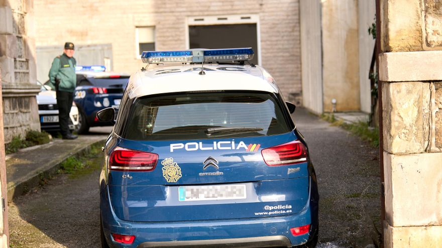 Investigan la muerte de una mujer en Oviedo que apareció en su domicilio con signos de violencia