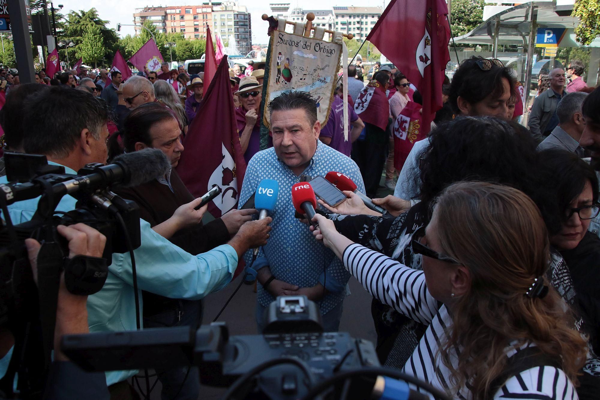Cuarto Caminu a la Llibertá por el Lexit de León ante Castilla