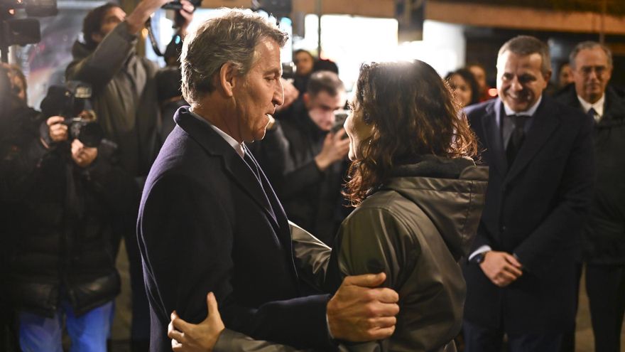 El fin del luto oficial por Adamuz lanza a Feijóo a competir con Vox (y Ayuso) por ver quién ataca más al Gobierno