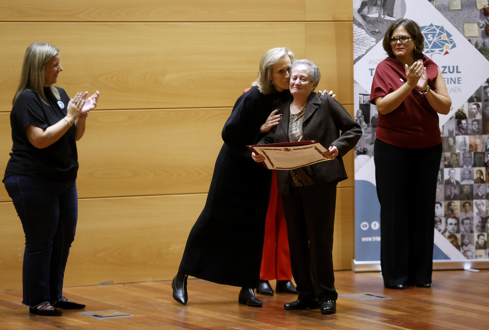 Acto de reconocimiento y reparación a represaliados por el franquismo y deportados a campos nazis