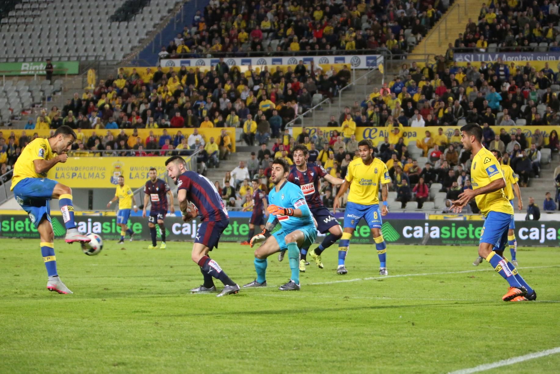 Partido de vuelta de la Copa del Rey entre la UD Las Palmas y el Eibar en el Estadio de Gran Canaria.