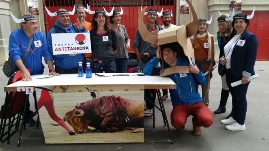 El colectivo antitaurino de Pamplona pide el fin de las corridas de toros pero no se posiciona sobre los encierros