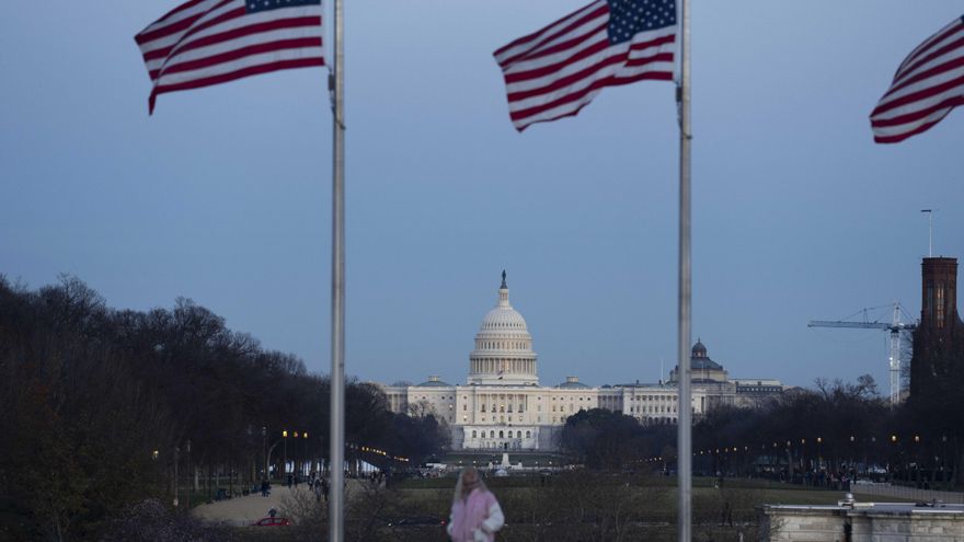 Trump asume el lunes: la deportación masiva de migrantes empieza el martes