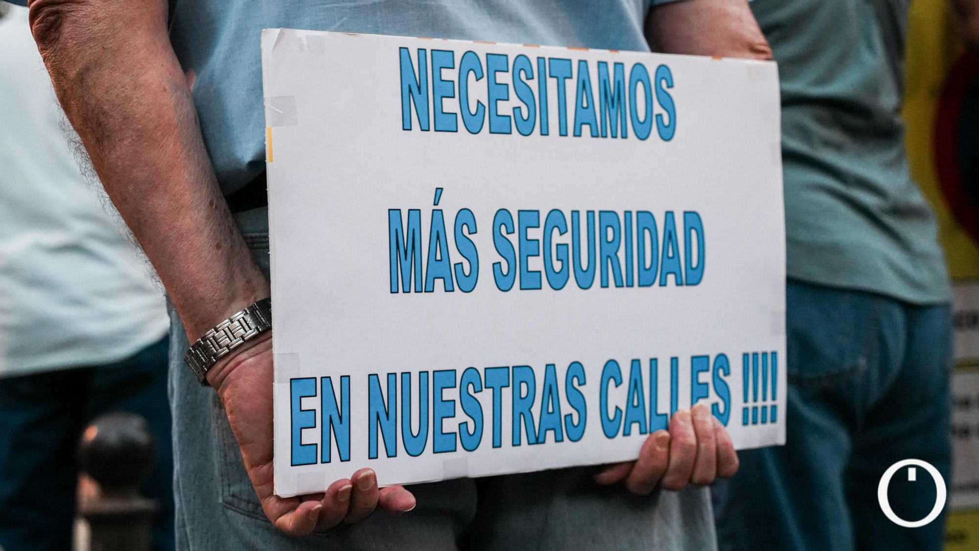 Manifestación de protesta de la AAVV Puente Romano y Guadalquivir Campo de la Verdad en defensa del barrio