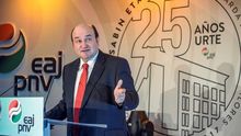El PNV sigue hablando con el PSOE pero no decidirá hasta última hora