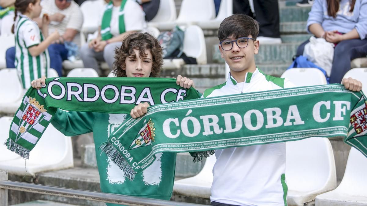 Grada Blanquiverde del Córdoba CF - Real Sociedad B