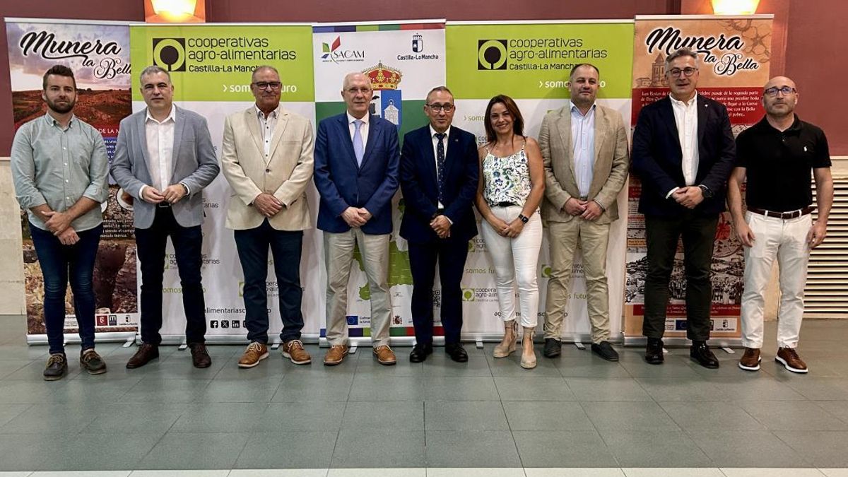 Foto momentos antes de la inauguración del foro