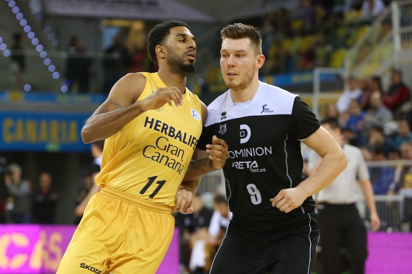 Partido entre el Herbalife Gran Canaria y el Dominion Bilbao Basket en el Gran Canaria Arena. (Alejandro Ramos).