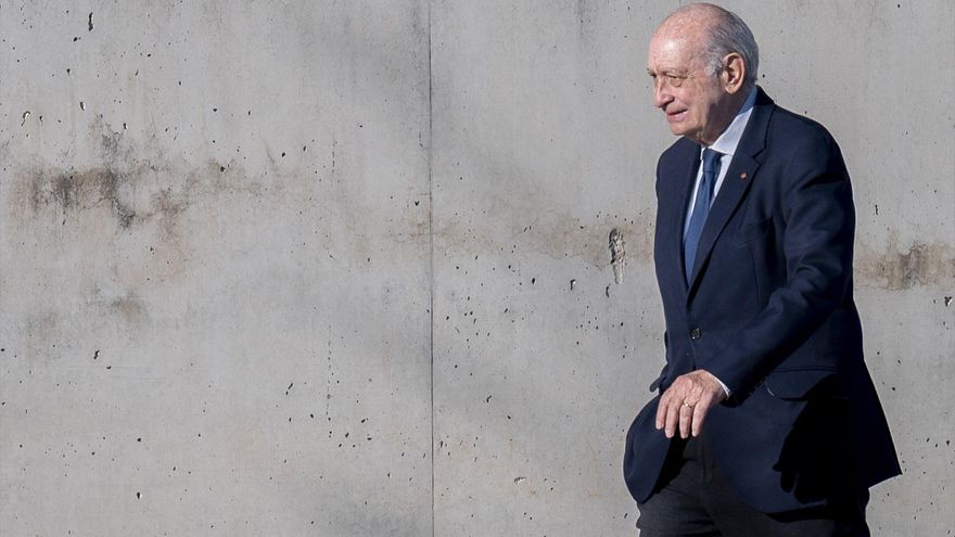 El exministro del Interior Jorge Fernández Díaz a su llegada al primer día del juicio de la Operación Kitchen, en la Audiencia Nacional, a 6 de abril de 2026, en San Fernando de Henares, Madrid. Alberto Ortega / Europa Press