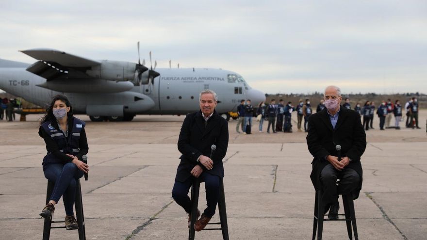 Partió rumbo a Haití la misión humanitaria de Cascos Blancos que asistirá a la población afectada por el sismo