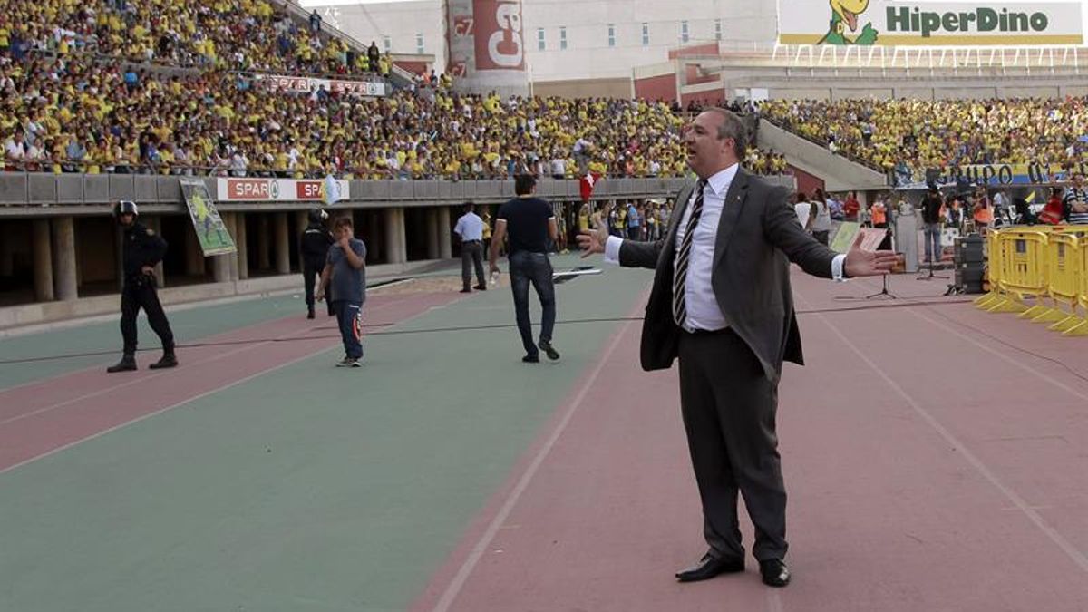 Incidentes al final del partido por el ascenso entre Las Palmas y el Córdoba