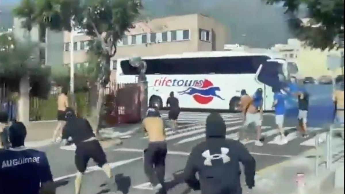 Suspendido un partido de la Copa del Rey en Tenerife después de que la afición local recibiera con piedras al equipo visitante