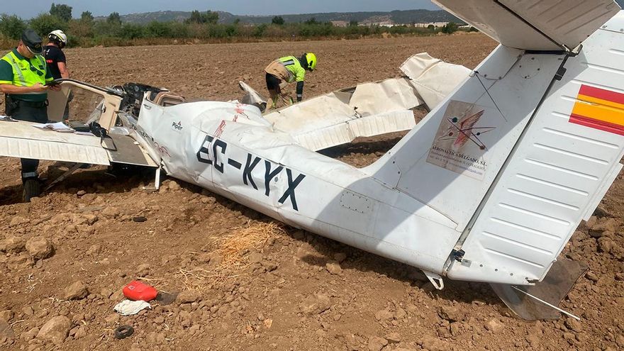 Un hombre fallecido y una mujer herida tras estrellarse una avioneta en Córdoba
