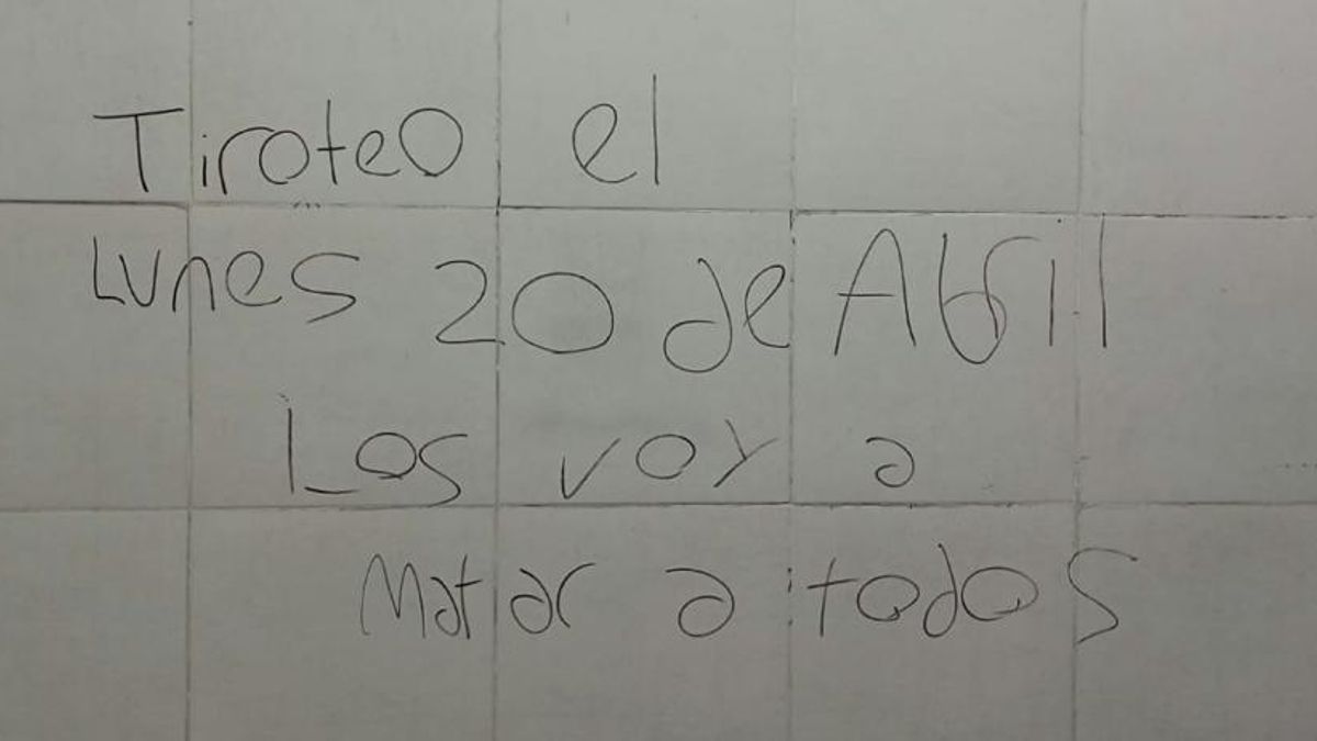Las amenazas de tiroteo se multiplicaron en todo el país.