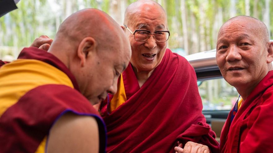 El dalái lama critica desde la frontera india la falta de libertad en China