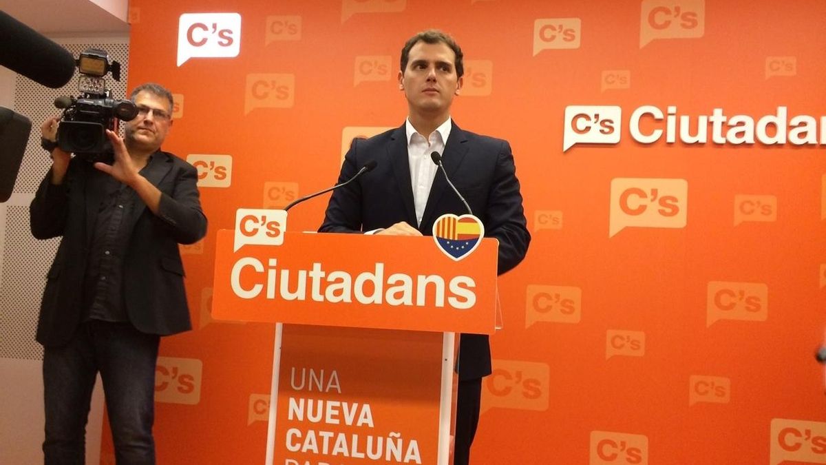 Rivera pide al PSOE que deje el debate "cansino y obsoleto" de la religión en la educación