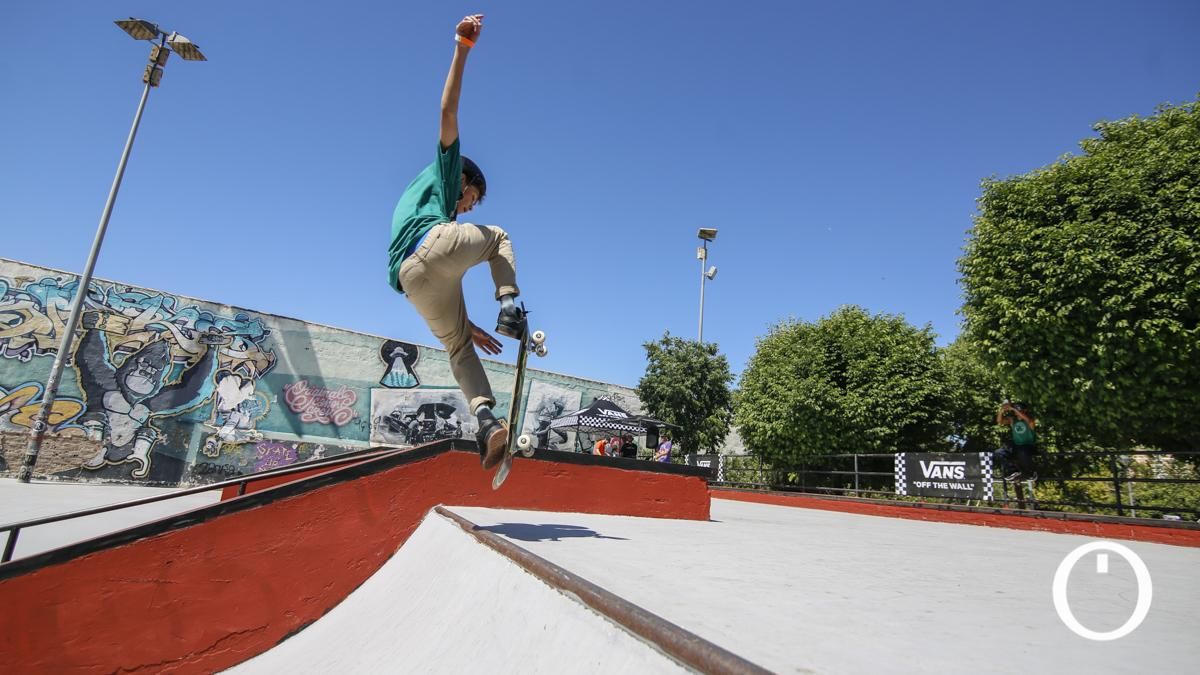 Prueba andaluza de skate en el skatepark de Cañero