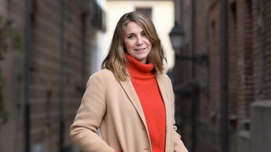 Mar Espinar: "Almeida tiene que aclarar si los intermediarios del Ayuntamiento cobraron comisiones"