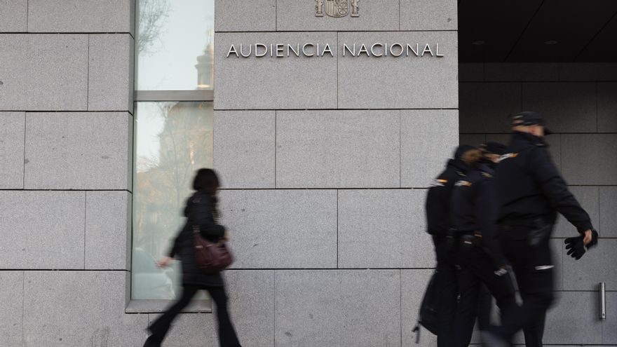 El juez deja en libertad al principal prestamista del caso Plus Ultra pero le prohíbe salir de España
