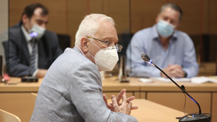Un testigo sostiene que el médico que alteró la historia clínica de su exmujer se jactó de haberlo hecho “para joderla”