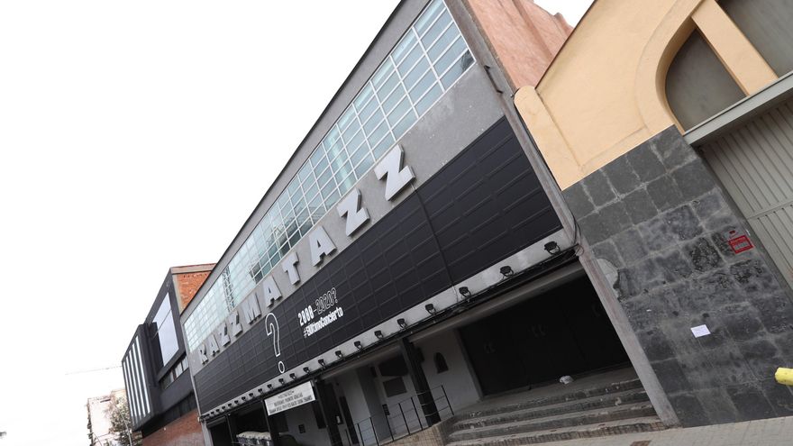 Salas de conciertos emblemáticas, como Apolo y Razzmatazz, cumplen mañana un año cerradas por la pandemia. EFE/Alejandro García