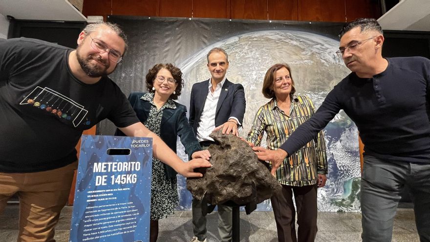 Un meteorito de 145 kilos que se puede ver y tocar en Logroño
