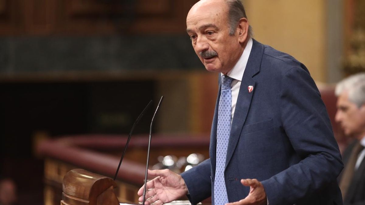 El PRC se abre a cambiar su voto en contra si Sánchez obliga a ERC a no rebasar la Constitución